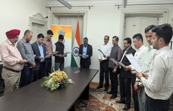 Consul General Shri Lavanya Kumar administered the “Swachhata Pledge” to officials of the Consulate as part of “Swachhata Hi Seva 2024” campaign. Consul General reiterated the importance of the campaign and urged all officials to devote two hours a week to voluntarily work for cleanliness effort.